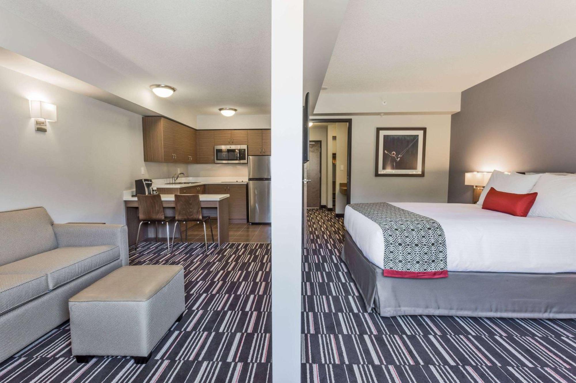 Microtel Inn And Suites By Wyndham Kitimat Dış mekan fotoğraf