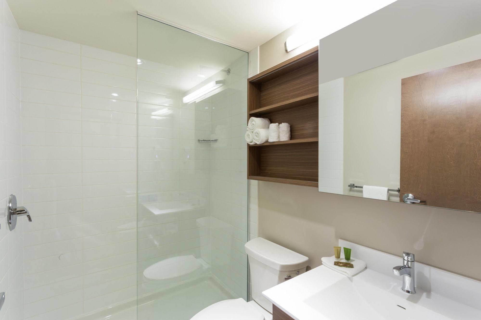 Microtel Inn And Suites By Wyndham Kitimat Dış mekan fotoğraf