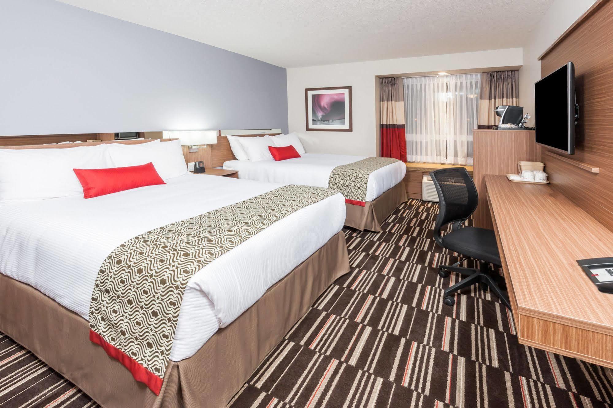Microtel Inn And Suites By Wyndham Kitimat Dış mekan fotoğraf